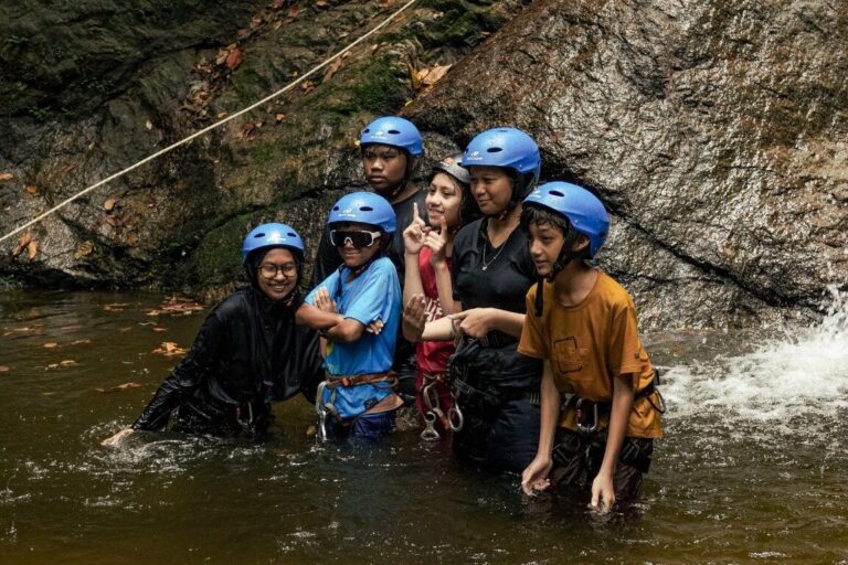 SD 6 GOES TO SILOKEK